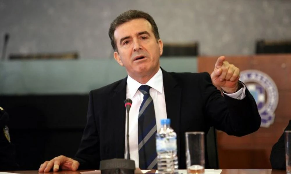 Χρυσοχοΐδης: "Είμαστε δίπλα στα θύματα βίας και τρομοκρατίας"